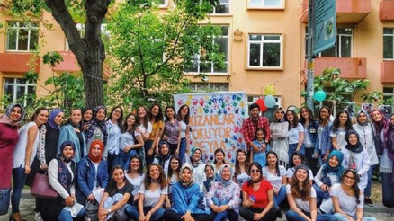 Üniversitelilerden Kitap Şenliği