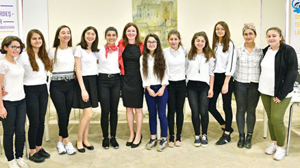 Mardinde NASAlı bir kız kardeş