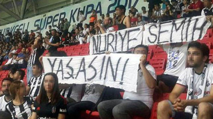 Statta açılan ‘Nuriye Semih yaşasın’ pankartına beraat Statta açılan ‘Nuriye Semih yaşasın’ pankartına beraat