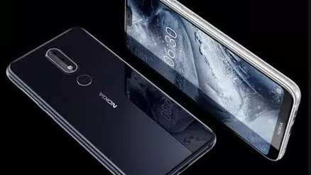 Nokia X6 tanıtıldı: İşe iki çentikli telefonun özellikleri