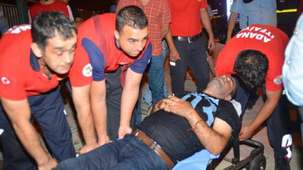 Sulama kanalına düşen kişiyi, pazar esnafı kurtardı