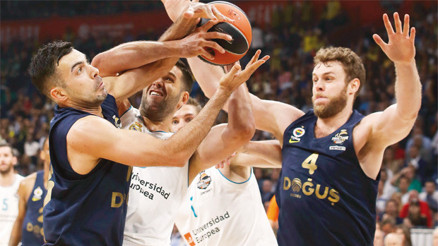 Basketbol asla sadece basketbol değildir