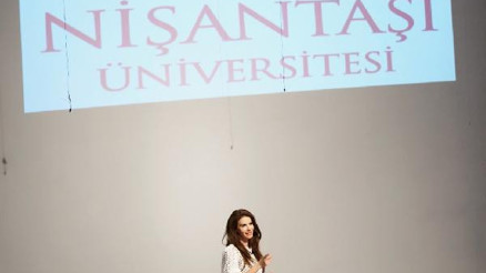 Tülin Şahin:2018 yaz trendi baştan aşağı beyaz