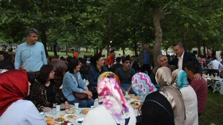 Başkan Tutal, personeliyle iftarda buluştu