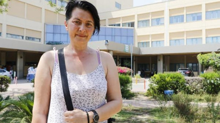 Beyaz diş hayaliyle 32 dişini kaybeden kadına çene operasyonu yapılacak