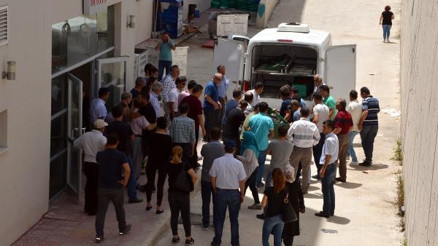 Antalyadaki kazada ölen 3 mühendis ve bebeğin cenazeleri alındı (3)