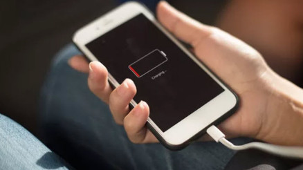 iOS 11.4 güncellemesi telefonların bataryasını sömürüyor