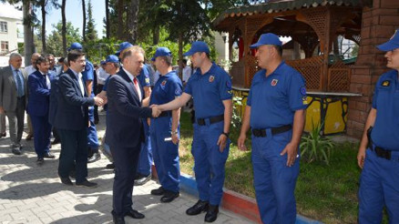 Korkuteli protokolü bayramlaştı