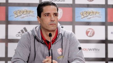 Olympiakos’ta Giannis Sfairopoulos defteri kapanıyor