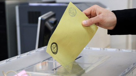 Liderlerin oy kullanacakları sandıklar belli oldu Liderlerin oy kullanacakları sandıklar belli oldu