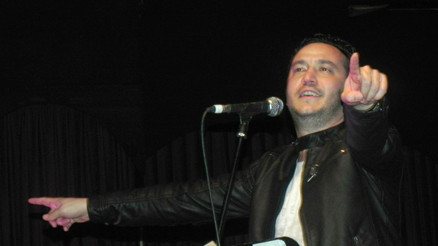 Üniversite adaylarına öğretmenden konser