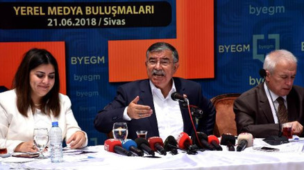 Bakan Yılmaz: İnce, imam hatip ortaokullarını kapatmak istiyor