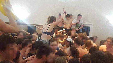 Oxforddaki seks skandalı büyüyor Meğer ünlü oyuncu çağırmış