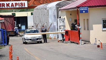 Posof Gümrük ve Nüfus Müdürlüğüne operasyon: 9 gözaltı