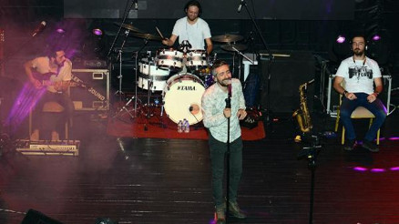 Resul Dindar, Alanya’da Karadeniz rüzgarı estirdi