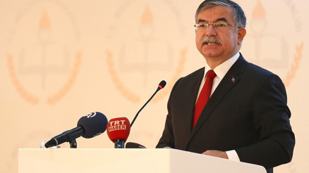 Bakan Yılmaz: Lise tercihlerinde imam hatip zorunluluğu yok Bakan Yılmaz: Lise tercihlerinde imam hatip zorunluluğu yok