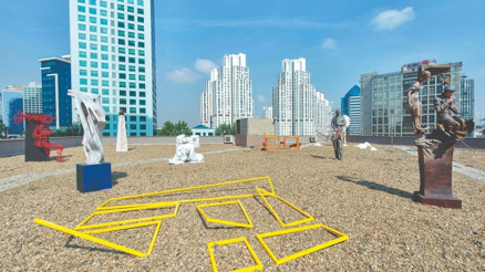 ‘Başka bir Tepeden’ heykeller