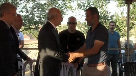 Kılıçdaroğlu’ndan Eylül Yağlıkara’nın ailesine taziye ziyareti