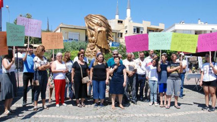 Gazipaşada çocuk istismarı protestosu