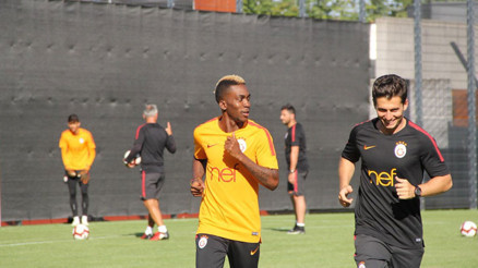 Onyekuru, Galatasarayın 2. Nijeryalı futbolcusu oldu