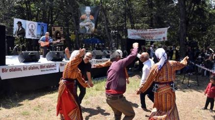 Pir Sultan Abdal, köyünde anıldı