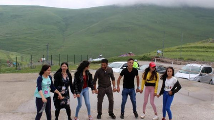 Atatürkün silüeti, 22ncisi kutlanan şenlikte görülemedi