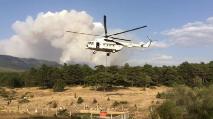 Ege Rallisinde araç yangını