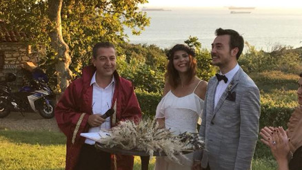 Ünlü isimler, Bozcaadadaki düğünde buluştu