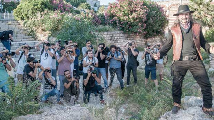 Gringonun namlusunda fotoğrafçılar var Gringonun namlusunda fotoğrafçılar var