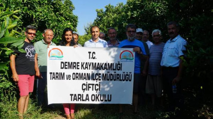 Üreticilere zararlıyla mücadele eğitimi