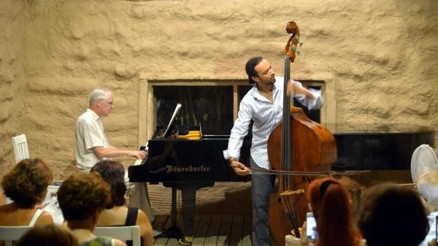 Gümüşlükte klasik müzik festivali genç müzisyenlerle başladı