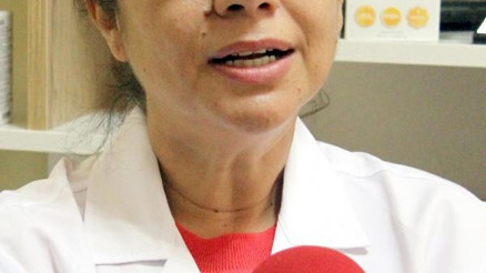 Prof. Dr. Silici, propolisi zeytinyağı ile çözdürüp kansere karşı gıda takviyesi üretti