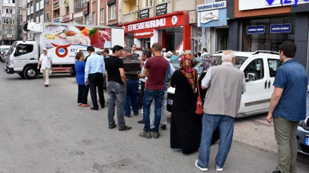 Sivasta ucuz et kuyruğu