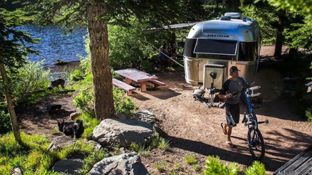 Arabanın tavanında uyuyarak Almanya’dan Hırvatistan’a...