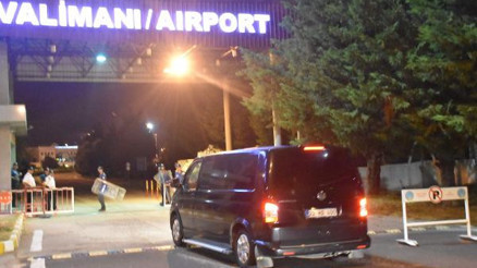 Edirne tahliye edilen Yunan askerlere özel uçak-2