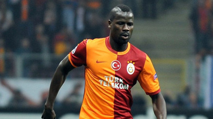 Emmanuel Eboue kimdir Hangi takımda oynadı