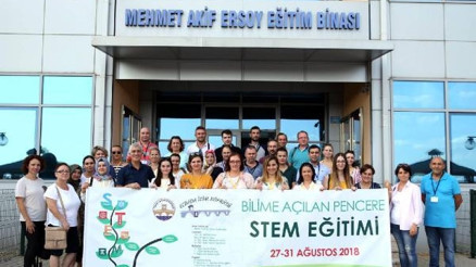 Soydaş öğretmenler Trakya Üniversitesinde eğitimde
