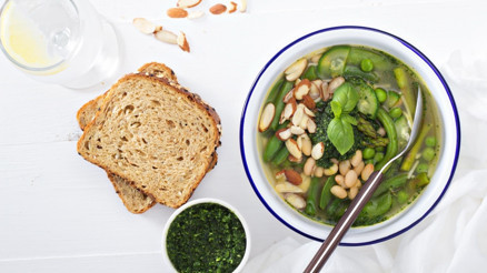 Protein Bombası İtalyan Lezzeti: Minestrone Çorbası Protein Bombası İtalyan Lezzeti: Minestrone Çorbası