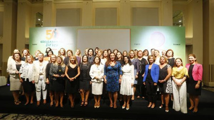 Türkiye’nin en güçlü 50 kadın CEO’su ödüllerini aldı