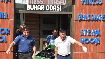 Rus kadın, işlettiği kafede intihar etti