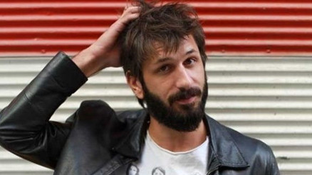 Ufak Tefek Cinayetler dizisine dahil olan Ushan Çakır (Emre Çelen) kimdir