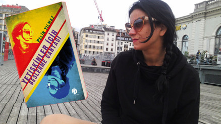 Mizah yazarı Pelin Yılmazın ilk kitabı Yetişkinler için Beslenme Çantası yayınlandı