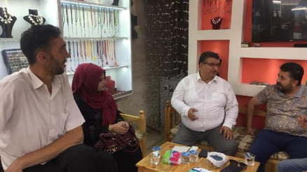 Dünyanın en uzun insanı, hayali için girişimci oluyor