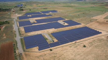 Akfenin Konyadaki 3 güneş santrali üretime başladı