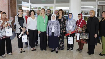 Meclis başkanları eşleri, Engelli Rehabilitasyon Merkezini ziyaret etti