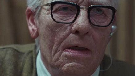 Ünlü kadın oyuncu dört saatte erkek oldu ve gerçeği itiraf etti