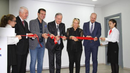 Ersan Erdura Çok Amaçlı Salonu Beylikdüzü’nde açıldı