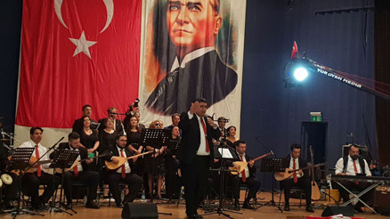 Saygı duruşu, İstiklal Marşı ve Andımız... Nürnberg’de Cumhuriyet’e çifte kutlama