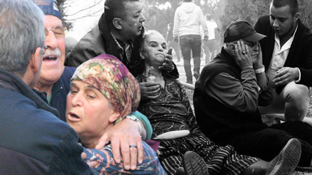 Yanan evlerini gözyaşları içinde izlediler