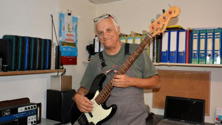 Ünlülerin aranjörüydü, şimdi un fabrikasında çalışıyor